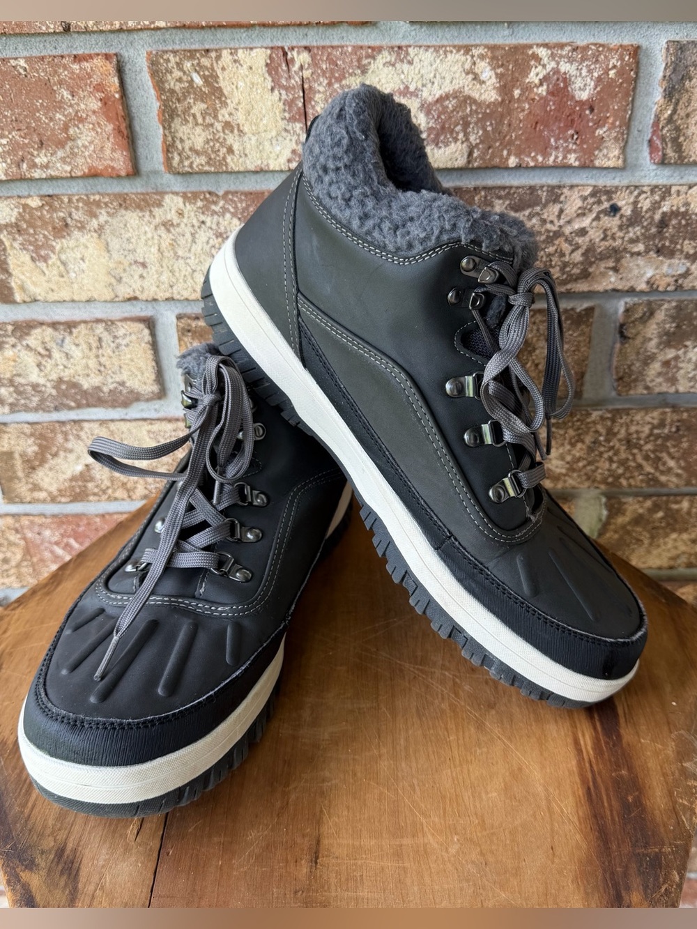 Men’s Weatherproof Vintage Slope Sneaker Boots Size 12 Medium Excellent!